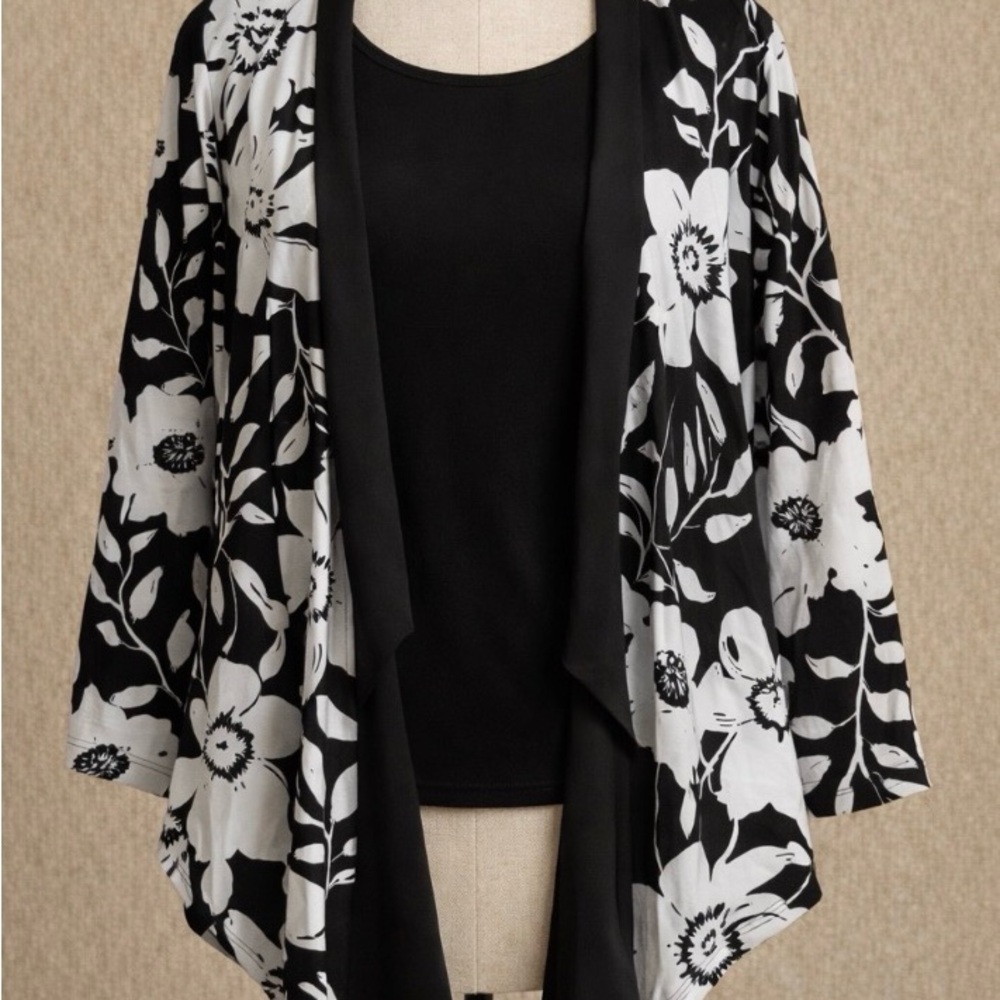 TanJay Black and White Floral light pretty cardigan